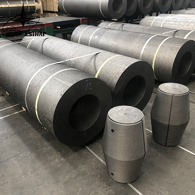 China Manufacturer High Carbon UHPGraphite Electrode UHP650mm